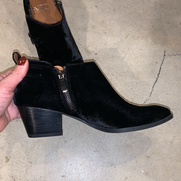 Franco Sarto Womens Ankle Boot Granite Velvet Side Zip Size 5.5 - Picture 4 of 8